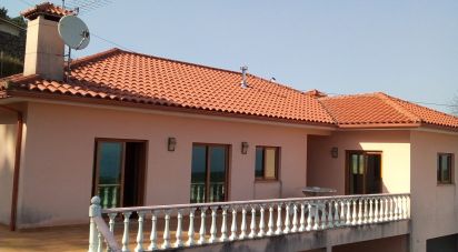 Casa tradicional T2 em Miranda de 275 m²