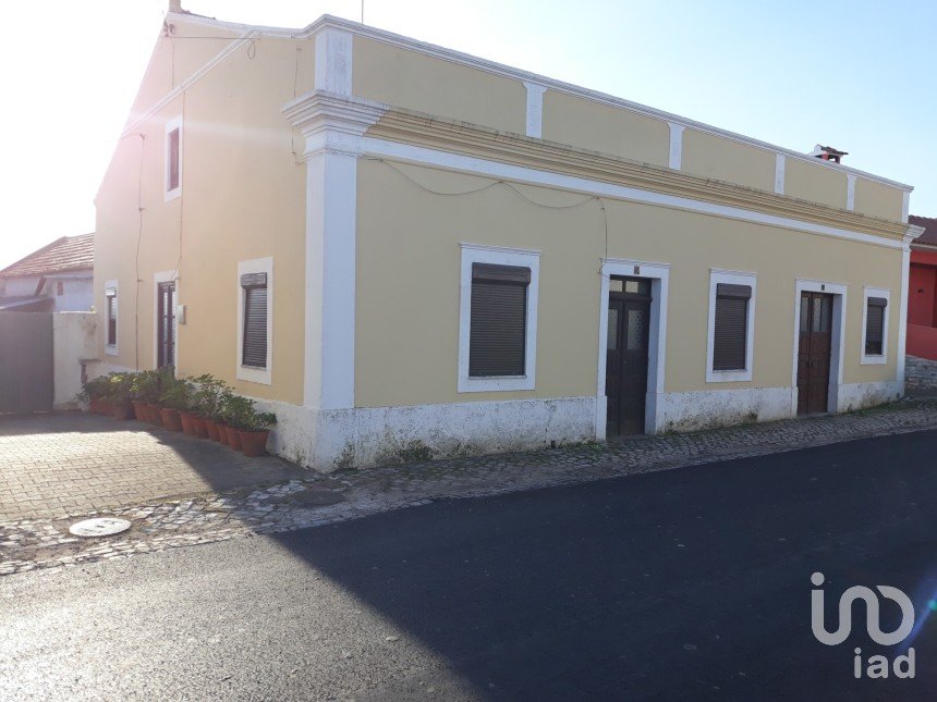 Casa / Villa T4 em Caldas da Rainha - Nossa Senhora do Pópulo, Coto e São Gregório de 510 m²