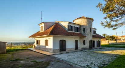 Maison de campagne T5 à Gaeiras de 370 m²