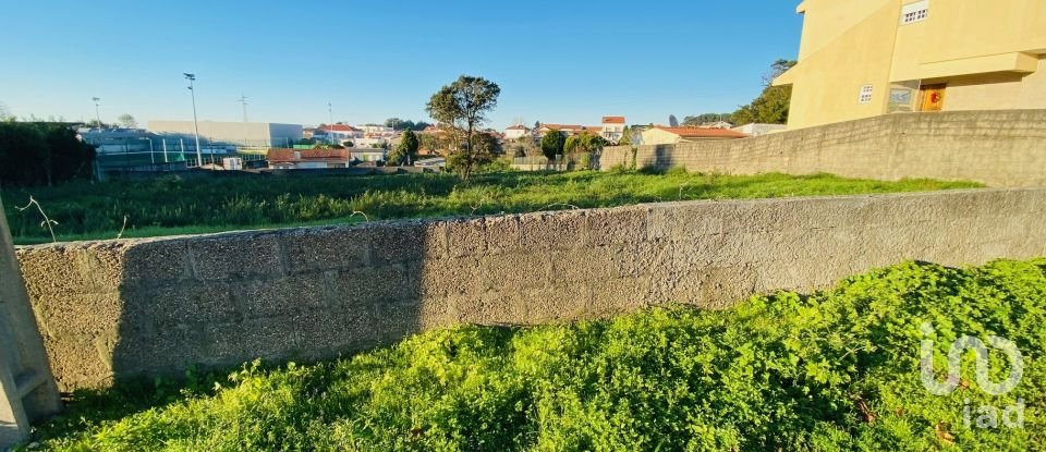 Terreno em Arcozelo de 3 460 m²