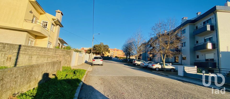 Terreno em Arcozelo de 3 460 m²