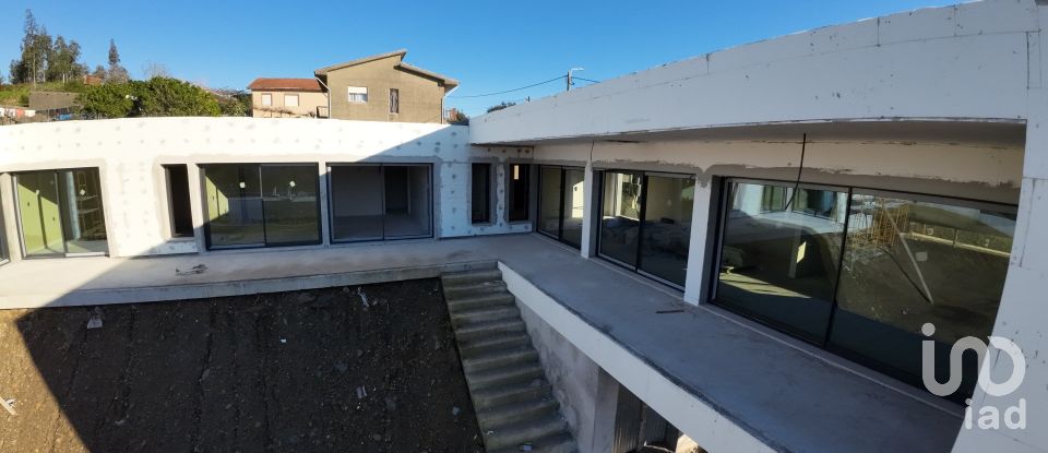House T4 in Gondomar (São Cosme), Valbom e Jovim of 405 m²