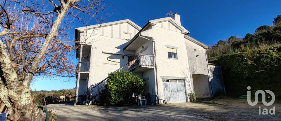 Traditional house T3 in Gouveia of 224 m²