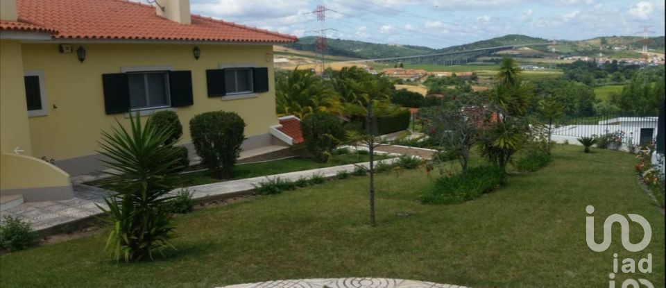 Farm T4 in Vila Franca de Xira of 320 m²