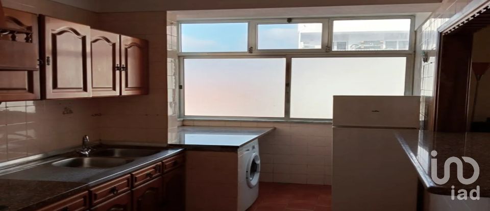 Apartamento T1 em Oliveira do Bairro de 50 m²