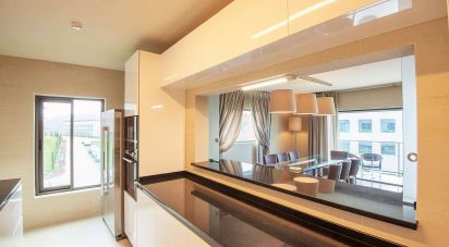 Apartment T2 in Sintra (Santa Maria e São Miguel, São Martinho e São Pedro de Penaferrim) of 112 m²