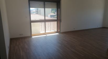 Appartement T3 à Oliveira De Azeméis, Santiago De Riba-Ul, Ul, Macinhata Da Seixa E Madail de 153 m²