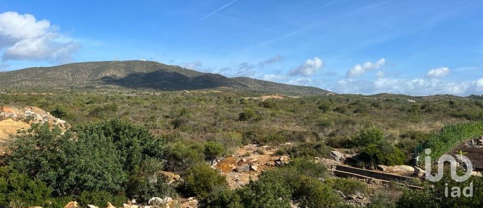 Building land in Quelfes of 1,716 m²