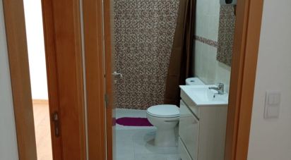 Maison T1 à Santa Clara e Castelo Viegas de 50 m²