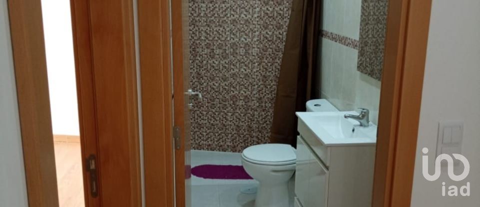 Maison T1 à Santa Clara e Castelo Viegas de 50 m²