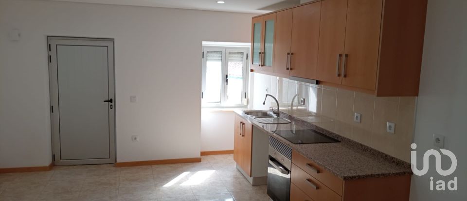 Maison T1 à Santa Clara e Castelo Viegas de 50 m²