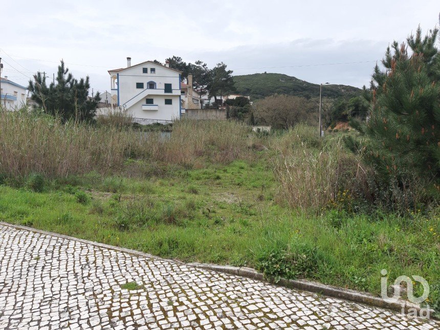 Building land in Tornada e Salir do Porto of 540 m²