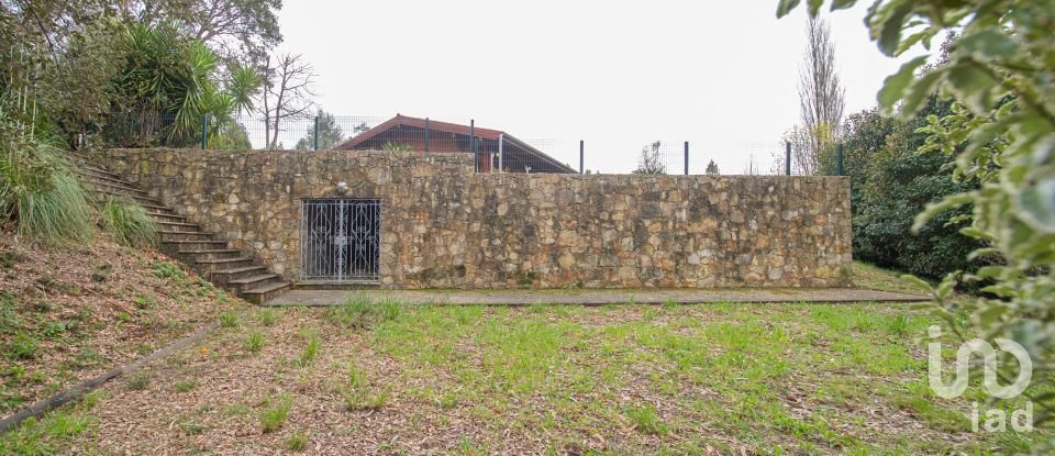 Quinta T11 em Oliveira de Azeméis, Santiago da Riba-Ul, Ul, Macinhata da Seixa e Madail de 735 m²