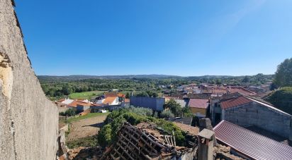 Maison traditionnelle T0 à Alverca da Beira/Bouça Cova de 260 m²