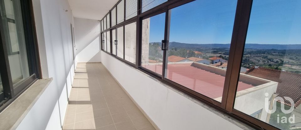 Apartamento T3 em Celorico (São Pedro e Santa Maria) e Vila Boa do Mondego de 163 m²
