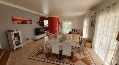 House T6 in Altura of 208 m²