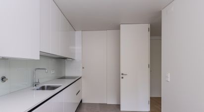 Apartment T3 in Alvalade of 146 m²