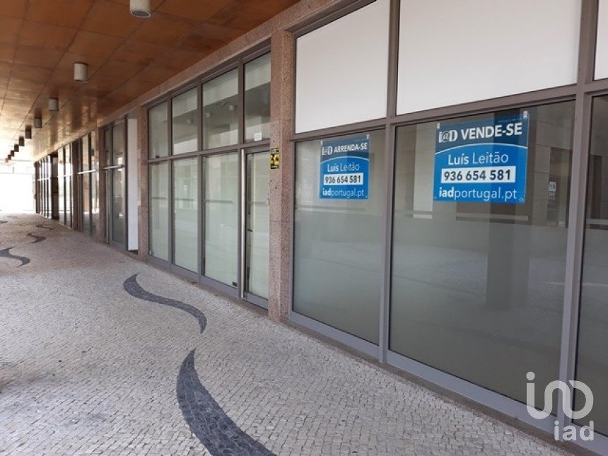 Boutique/Local commercial à Glória E Vera Cruz de 94 m²