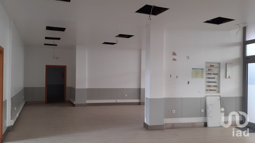 Boutique/Local commercial à Glória E Vera Cruz de 265 m²