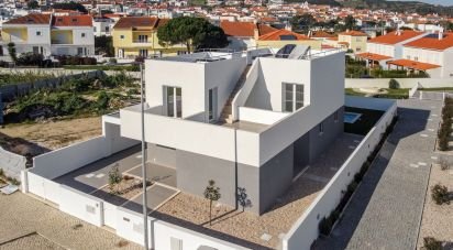 House T3 in Tornada e Salir do Porto of 210 m²