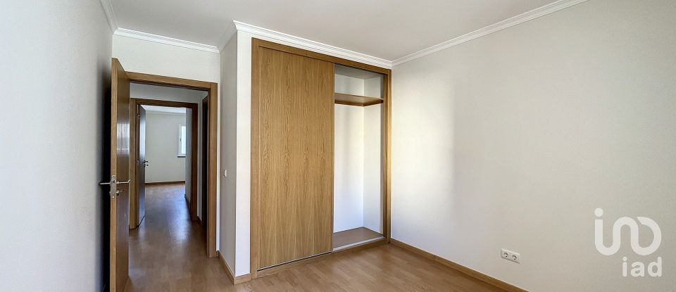 Apartment T2 in Caniço of 108 m²