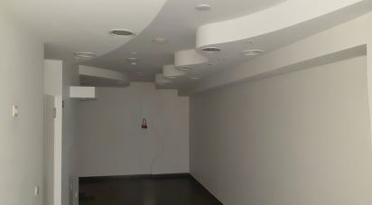 Loja / Estabelecimento Comercial em Glória E Vera Cruz de 64 m²