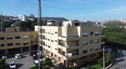 Shop / premises commercial in Vilar de andorinho of 246 m²