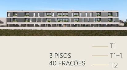 Apartment T2 in São Mamede de Infesta e Senhora da Hora of 82 m²