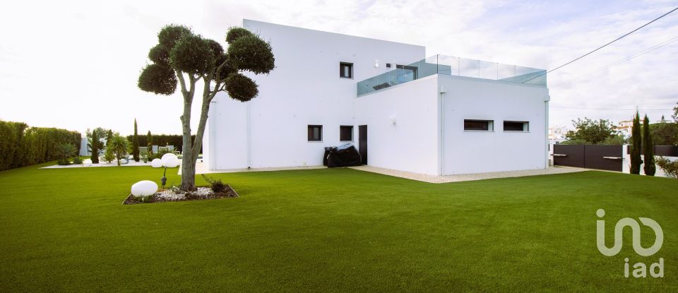 Casa / Villa T3 em Altura de 329 m²