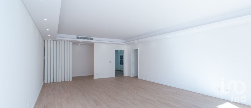 Apartamento T3 em Ramada e Caneças de 161 m²