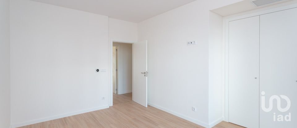 Appartement T3 à Ramada e Caneças de 161 m²