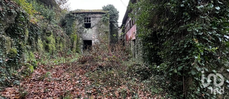 Maison de village T0 à São Vicente de Lafões de 296 m²