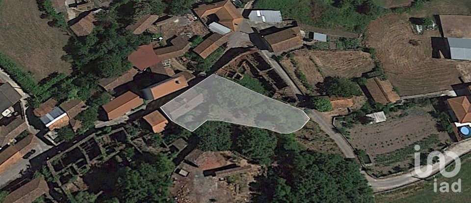 Maison de village T0 à São Vicente de Lafões de 296 m²