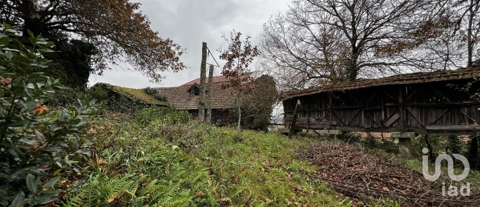 Maison de village T0 à São Vicente de Lafões de 296 m²