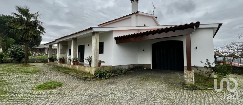 Lodge T4 in Oliveira de Frades, Souto de Lafões e Sejães of 284 m²