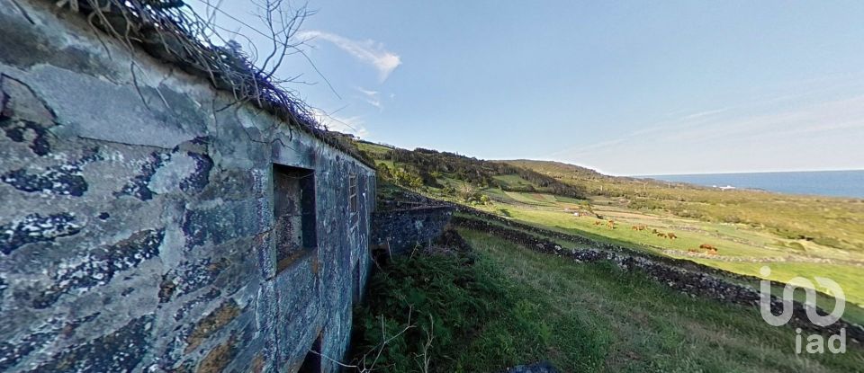 Maison rustique T3 à Piedade de 180 m²