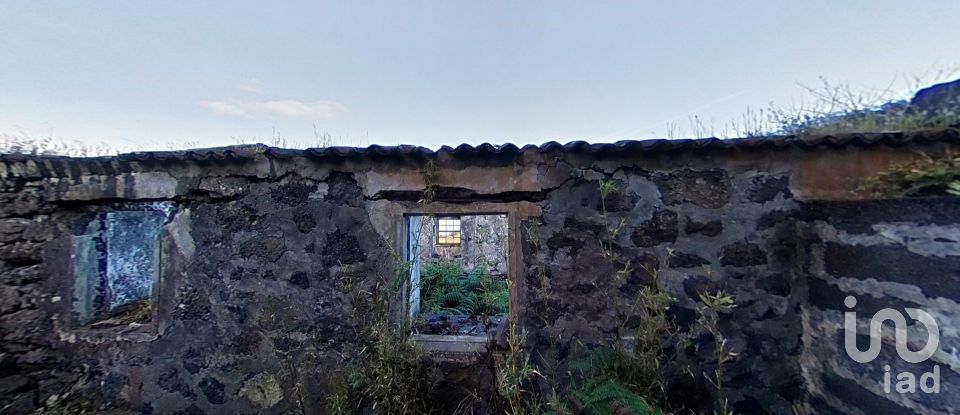 Maison rustique T3 à Piedade de 180 m²