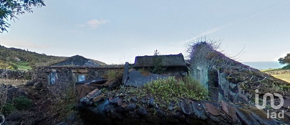 Maison rustique T3 à Piedade de 180 m²