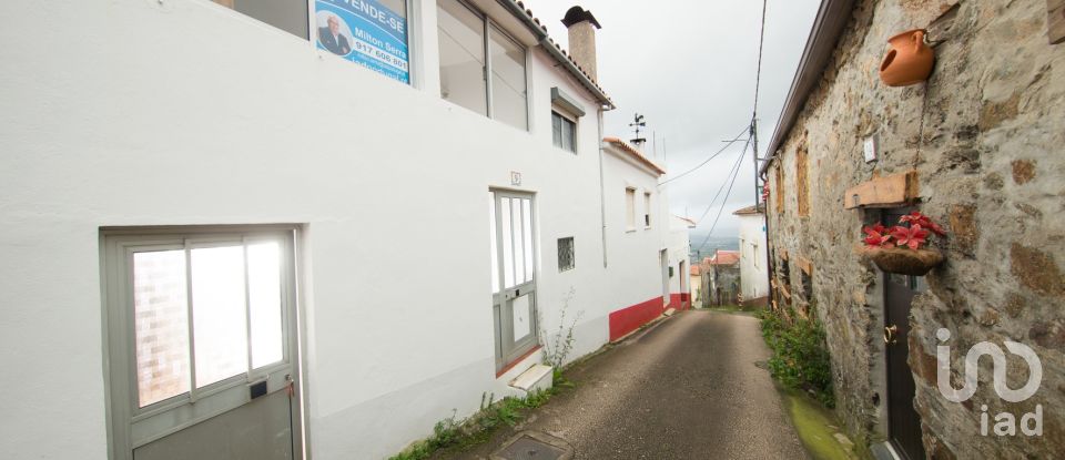 Casa de aldeia T3 em Lousã e Vilarinho de 96 m²