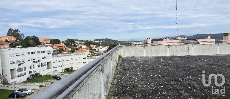 Prédio em Rio de Mouro de 4 520 m²