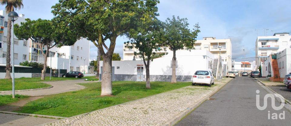 Moradia T3 em Quelfes de 51 m²