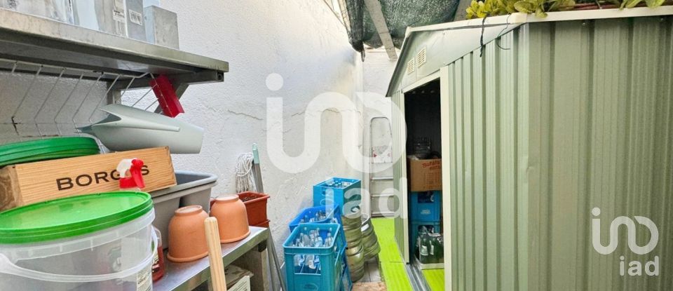 Shop / premises commercial in Faro (Sé e São Pedro) of 90 m²