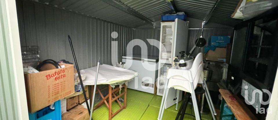 Shop / premises commercial in Faro (Sé e São Pedro) of 90 m²