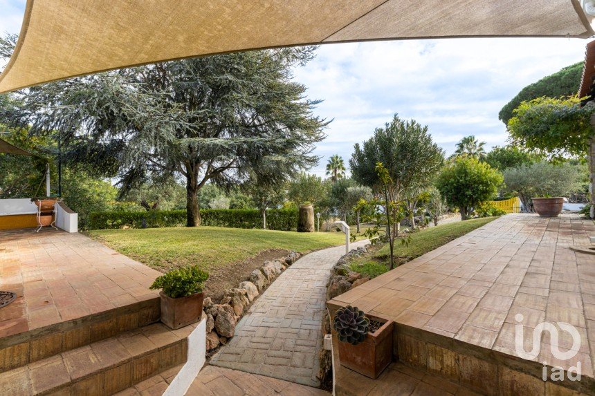Country house T3 in Quarteira of 276 m²