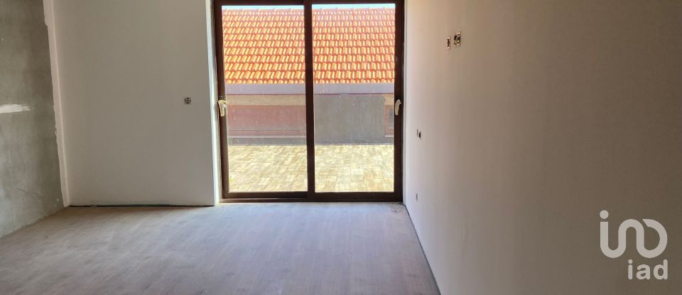 Boutique/Local commercial à Murça de 1 136 m²