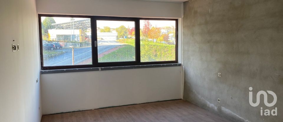 Boutique/Local commercial à Murça de 1 136 m²