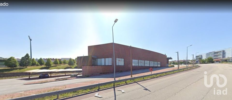 Boutique/Local commercial à Murça de 1 136 m²