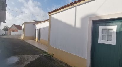 Maison de village T3 à Abitureiras de 460 m²