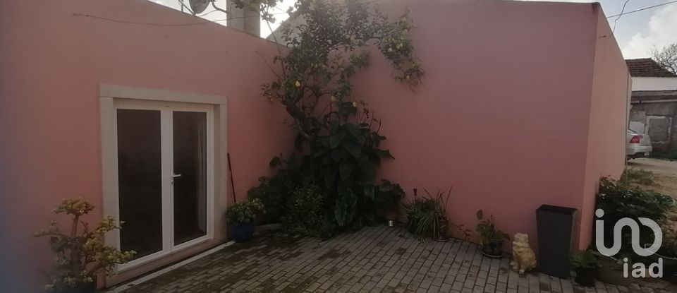 Maison de village T3 à Abitureiras de 460 m²