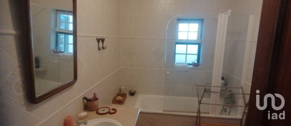 Maison de village T3 à Abitureiras de 460 m²